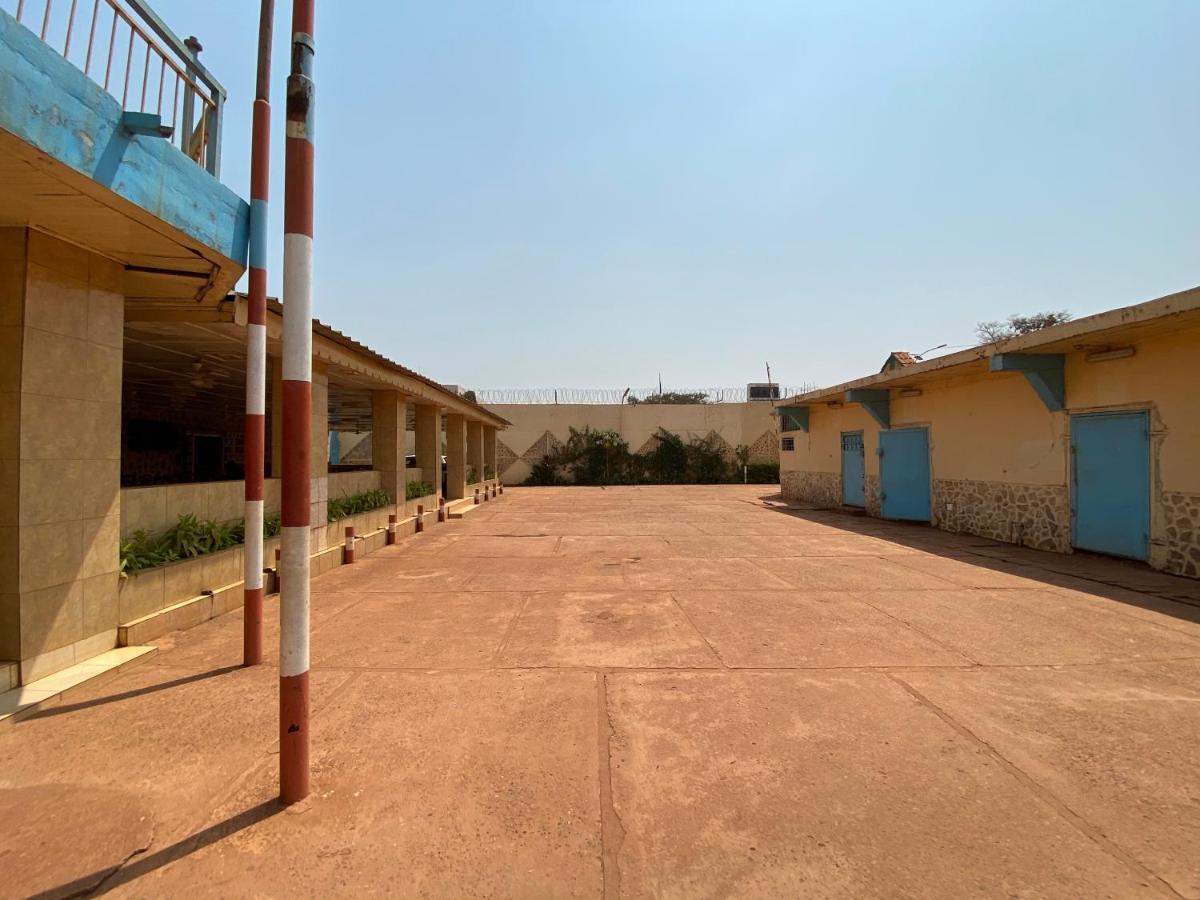 Hotel Levy'S Bangui Dış mekan fotoğraf